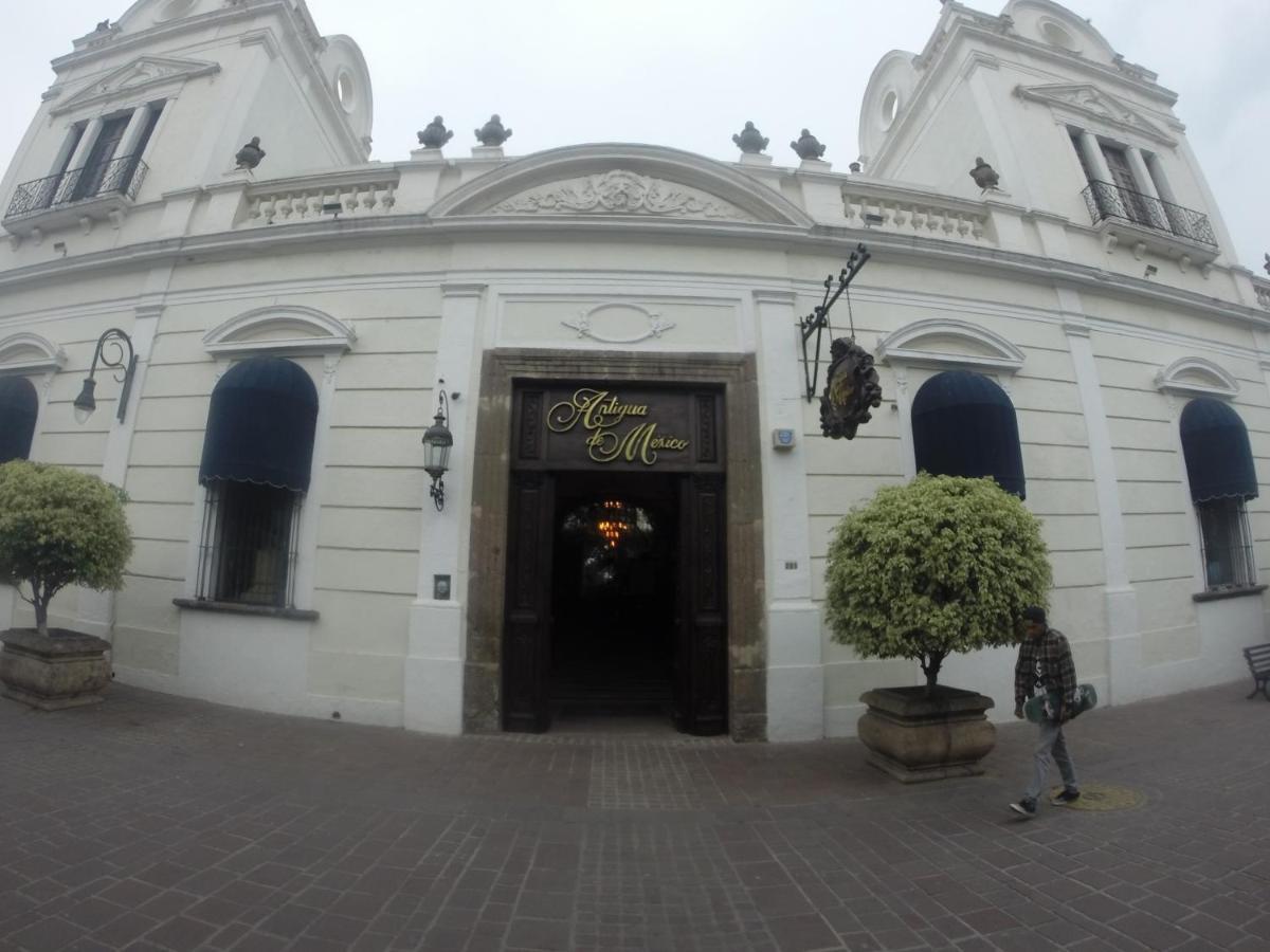 Hospedaje Tlaquepaque غوادالاجارا المظهر الخارجي الصورة
