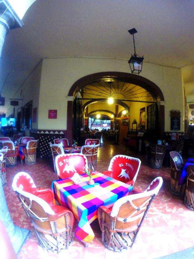 Hospedaje Tlaquepaque غوادالاجارا المظهر الخارجي الصورة