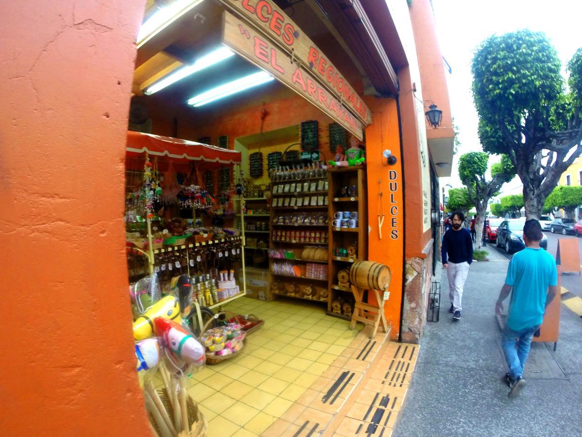 Hospedaje Tlaquepaque غوادالاجارا المظهر الخارجي الصورة